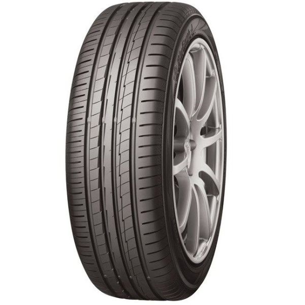 235/50X17 Yokohama BluEarth AE50 96W