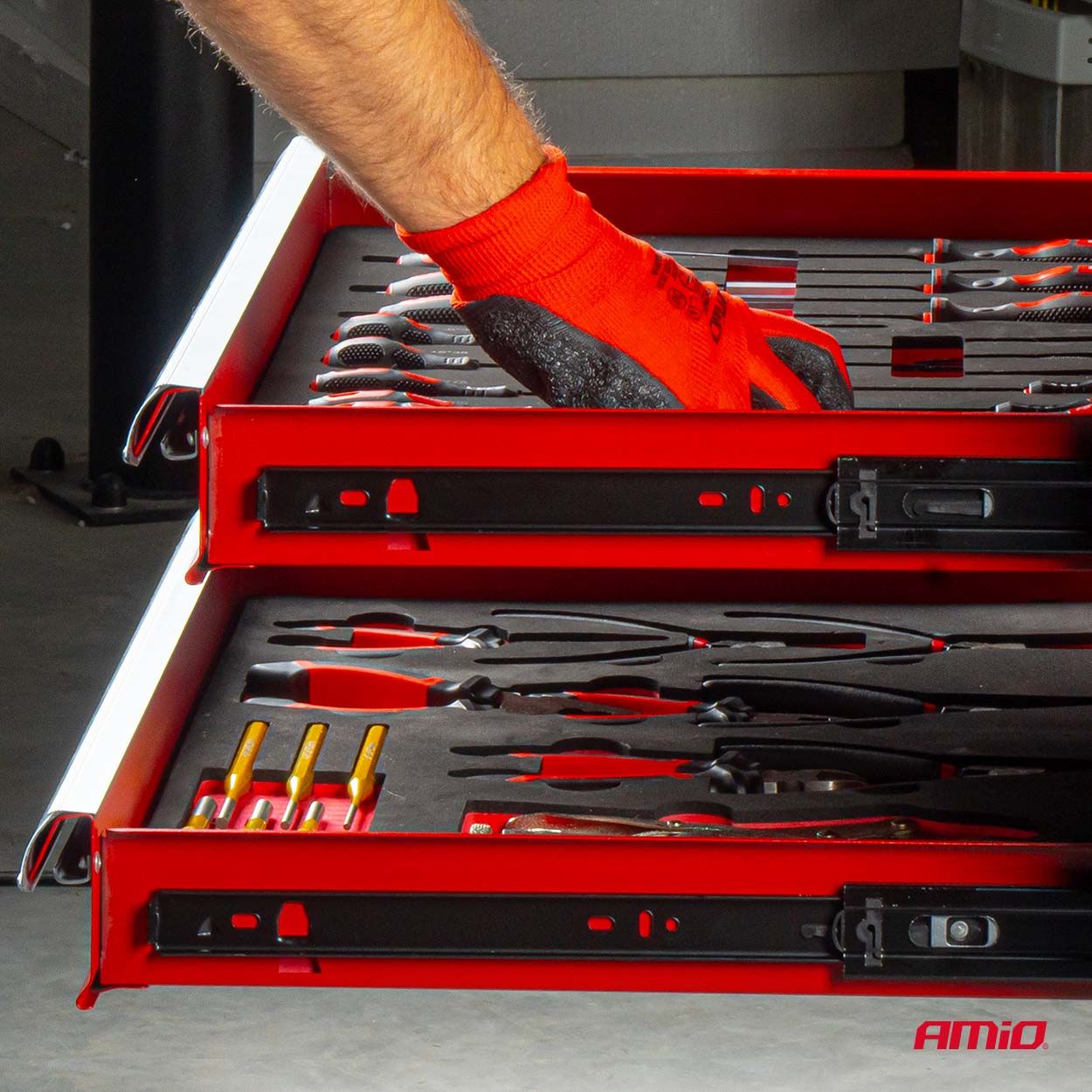 Tool Cabinet with 258-piece Tool Set 840x460x870mm AMIO-04892